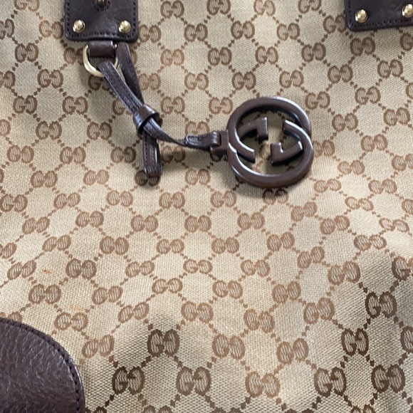 Gucci purse - Picture 4 of 13